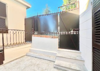 Terrazzo - Trilocale viale Giorgio Modugno, 26, Genova (zona Pegli) - foto 14