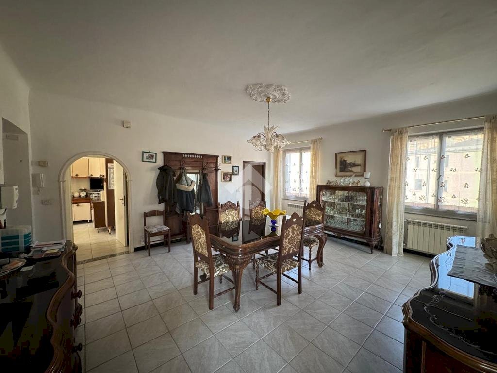 Apartment Via Fratelli Bronzetti, Genova (neighborhood Teglia) - photo 1