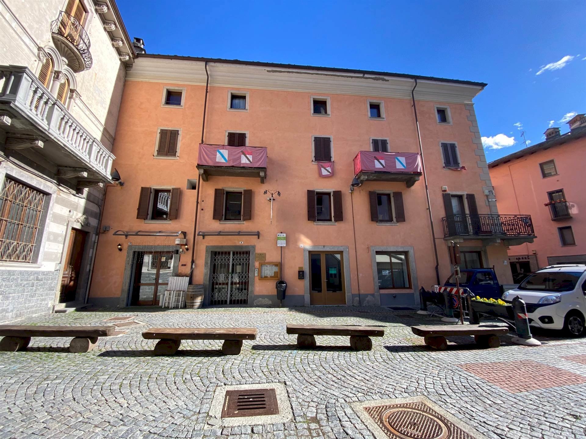 Three-room apartment Via Caduti della Libertà 1, Verrès - photo 1