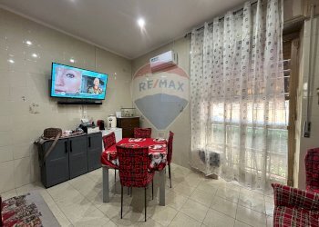 Trilocale vico IV Marco Rocco, Casoria - foto 2