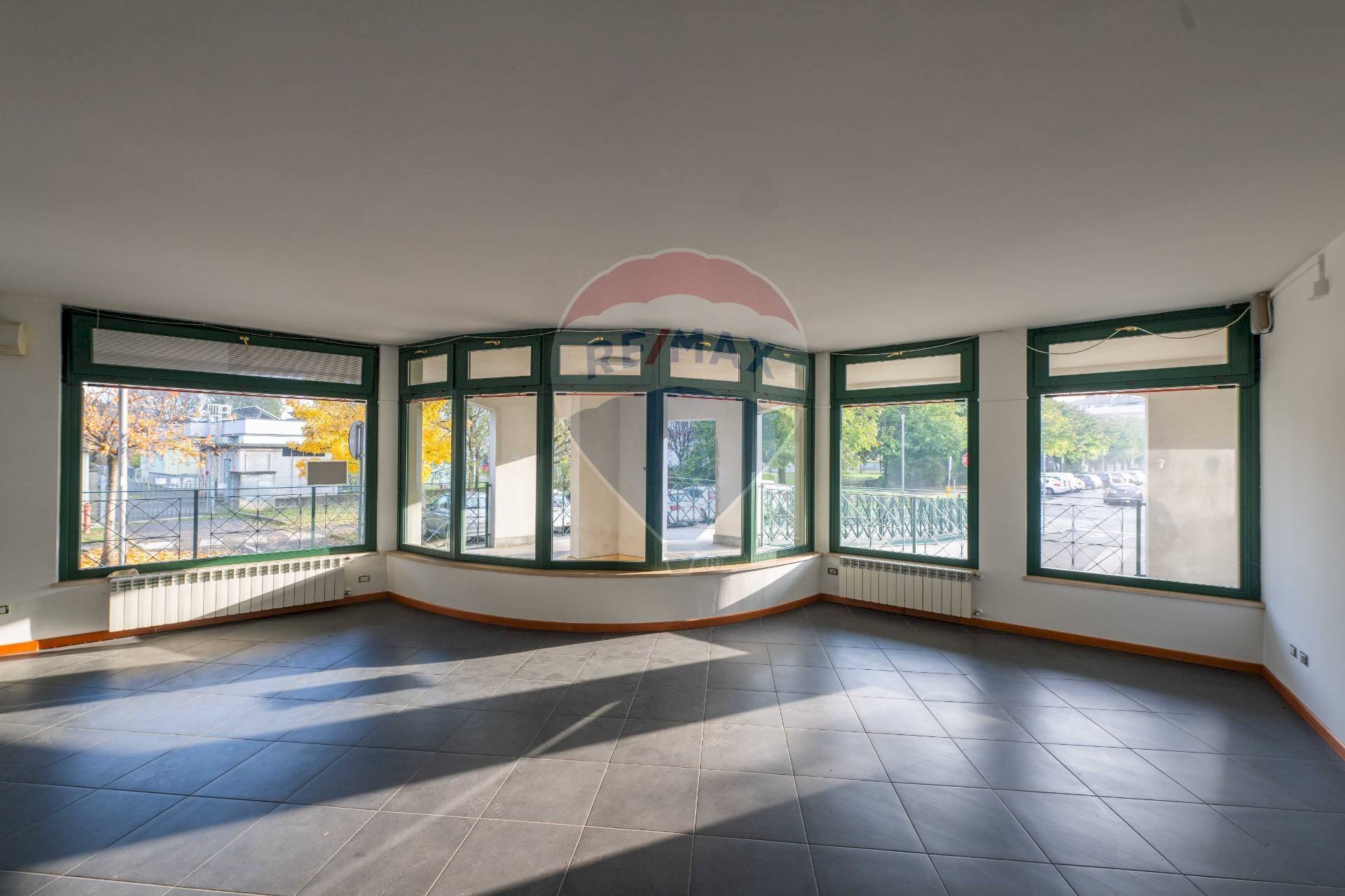 Commercial Activity Romano di Lombardia - photo 1