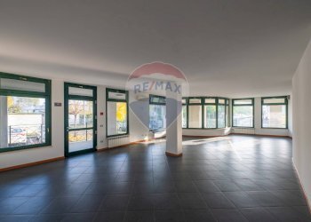 Attività Commerciale Romano di Lombardia - foto 3