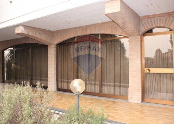 Locale Commerciale Castel Rozzone - foto 9