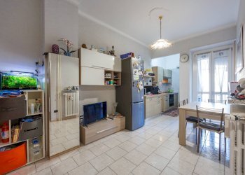 Trilocale Via Barletta, Torino (zona Santa Rita) - foto 1