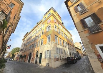 Bilocale Via Giulia, Roma (zona Centro Storico) - foto 1