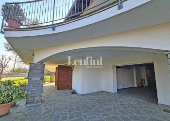 Facciata - Villa via Fratelli Sosso, 82, Casale Monferrato - foto 12