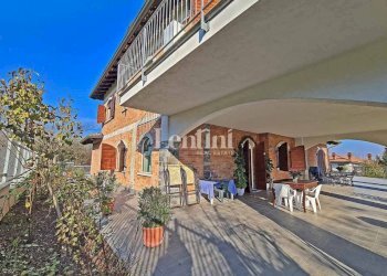 Portico - Villa via Fratelli Sosso, 82, Casale Monferrato - photo 26