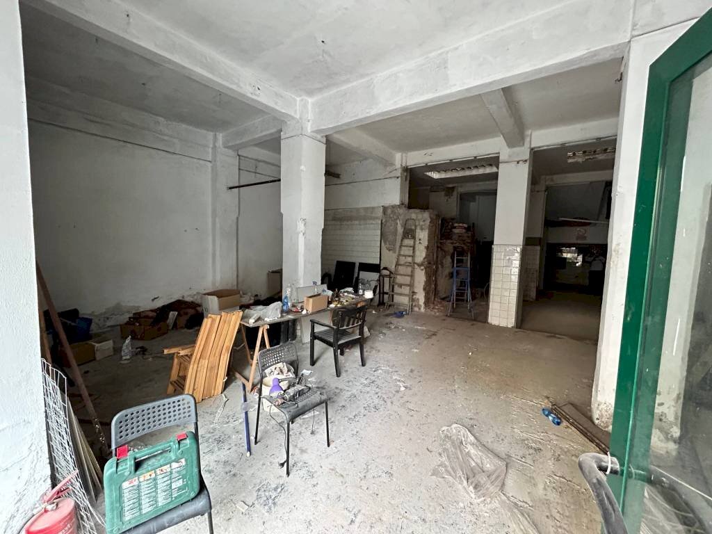 Interno non residenziale - Shop via Donghi, Genova (neighborhood Marassi) - photo 2