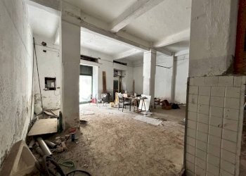 Box auto - Shop via Donghi, Genova (neighborhood Marassi) - photo 5