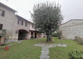 Giardino - Casa indipendente via Rocca, 53, Camino - foto 5