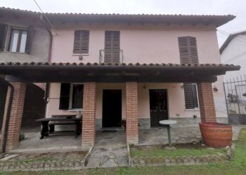 Facciata - Casa indipendente via Rocca, 53, Camino - foto 33