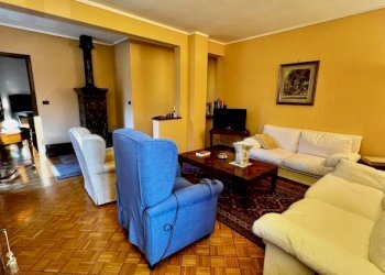 Salone - Villa via per Oropa, 6, Pollone - foto 12