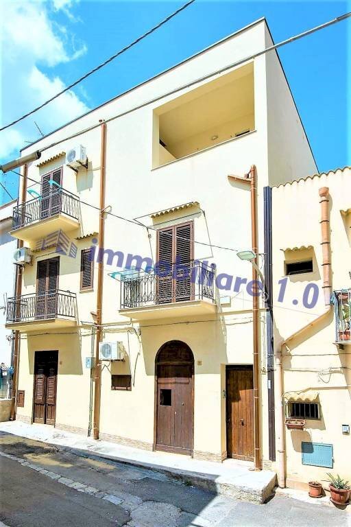 Dettagli - Independent house via Giovanni Bovio, Castellammare del Golfo - photo 1