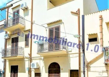 Dettagli - Casa indipendente via Giovanni Bovio, Castellammare del Golfo - foto 1