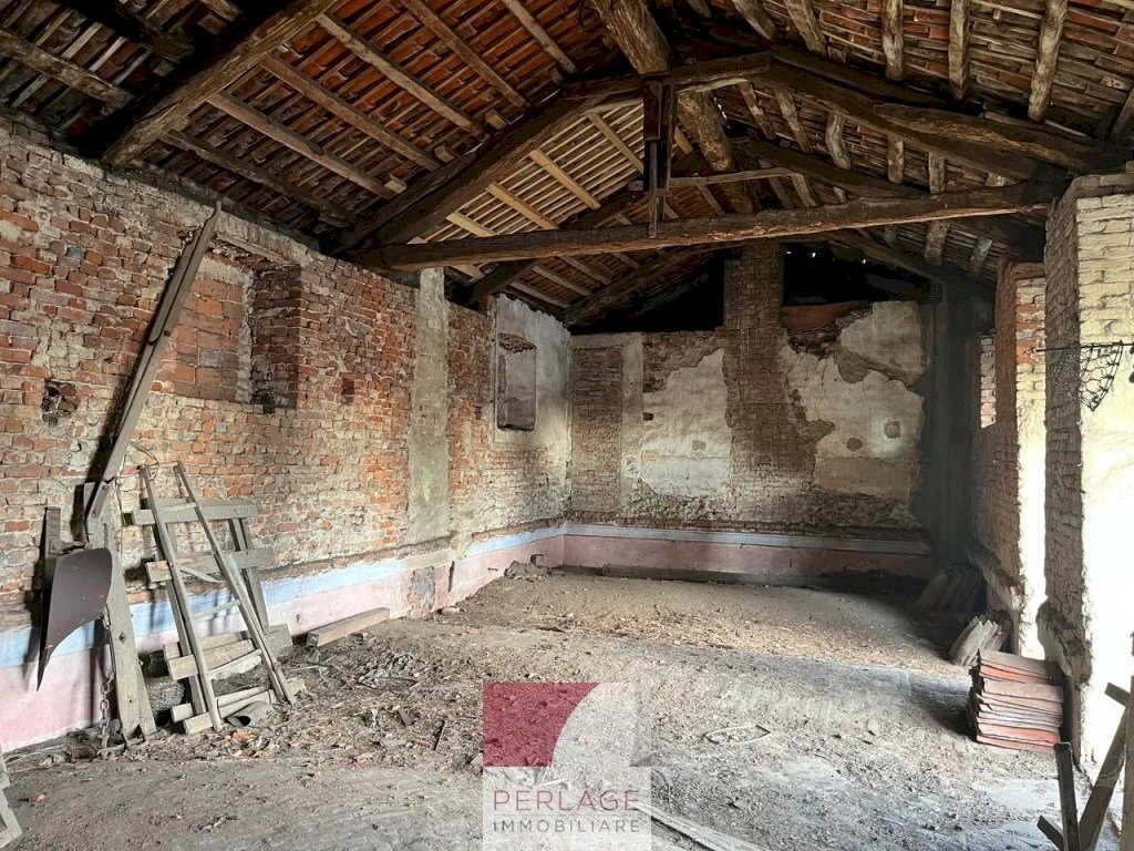 Stable - Palace Sommariva del Bosco - photo 3