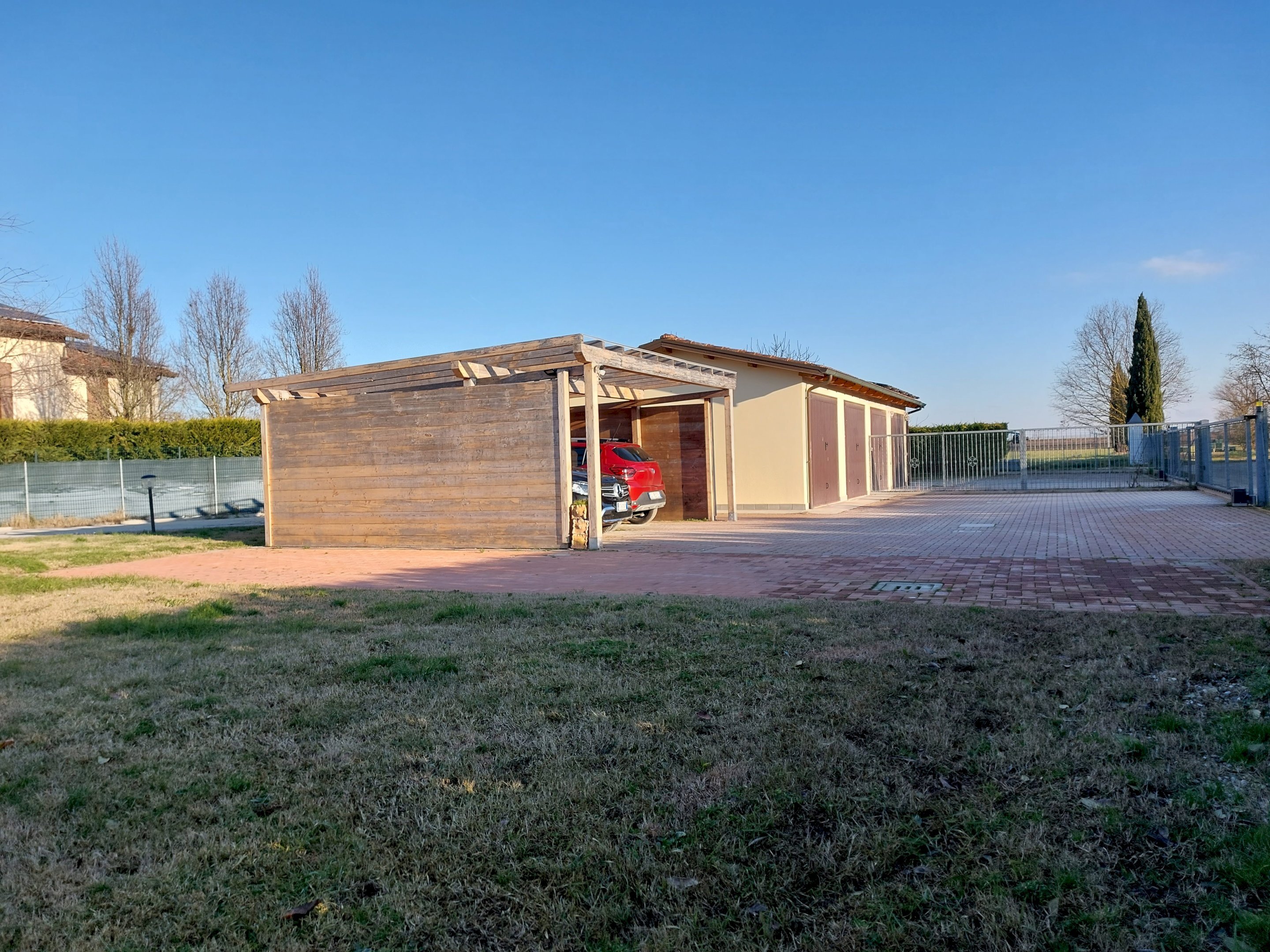 garage e posti auto - Independent house Mordano - photo 3