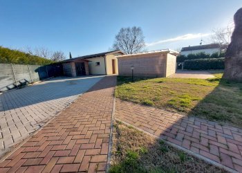 giardino - Casa indipendente Mordano - foto 4