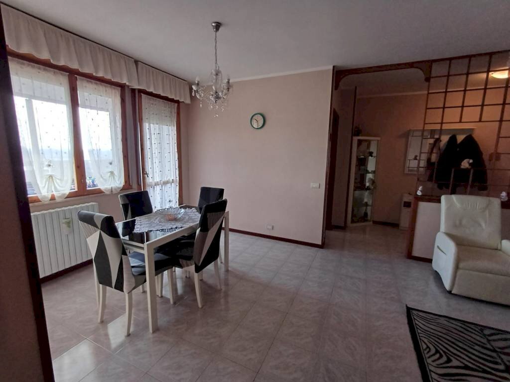 Salone - Four-room apartment via Arno, Soliera - photo 1