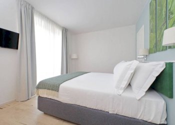 Camera da letto - Trilocale via Margutta, 100, Roma (zona Centro Storico) - foto 8