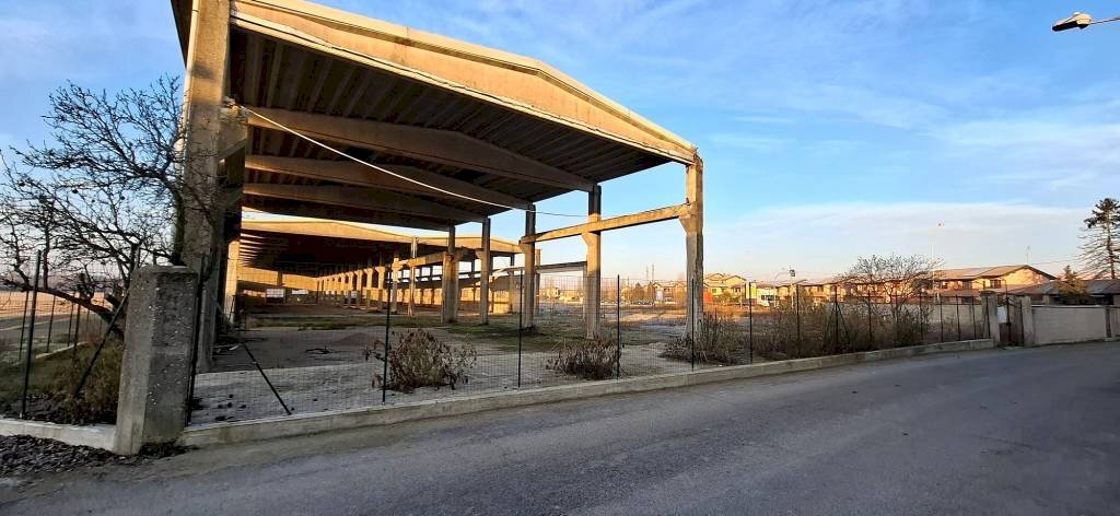 Zona - Capannone via Santa Croce, San Martino Siccomario - foto 3