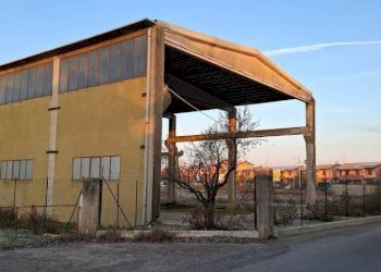 Zona - Capannone via Santa Croce, San Martino Siccomario - foto 11