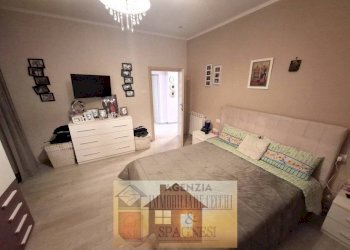 Camera da letto - Casa indipendente via Francesco Ferrucci, 328, Prato - foto 9
