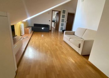 Salone - Trilocale via Festa del Perdono, 1, Milano - foto 29