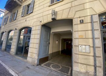 Facciata - Trilocale via Festa del Perdono, 1, Milano - foto 44