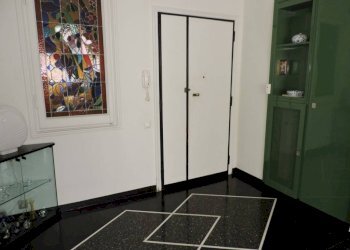 Interno palazzo - Quadrilocale via dei Landi, 1, Genova (zona Sampierdarena) - foto 2