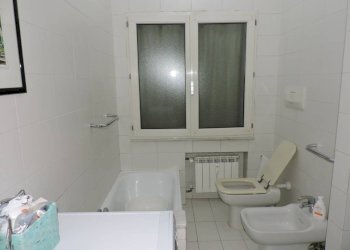 Bagno - Quadrilocale via dei Landi, 1, Genova (zona Sampierdarena) - foto 18