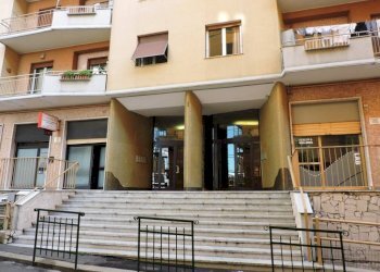 Facciata - Quadrilocale via dei Landi, 1, Genova (zona Sampierdarena) - foto 31