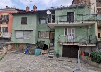 Facciata - Casa indipendente piazza Umberto Mellino, 4, Torre Mondovì - foto 1