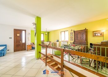 Independent house Casalgrasso - photo 8