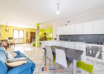 Independent house Casalgrasso - photo 10