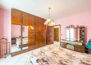 Independent house Casalgrasso - photo 13