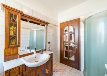 Independent house Casalgrasso - photo 20