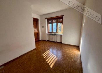 Trilocale Viale Della Pineta 16, Perosa Argentina - foto 9