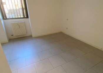 Stanza non arredata - Bilocale via Giuseppe Ripamonti, 1, Milano - foto 9