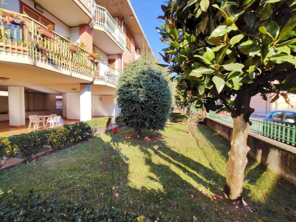 Giardino - Quadrilocale via Marmora, frazione Cerialdo, Cuneo - foto 2