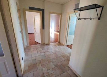 Interno appartamento - Quadrilocale via Marmora, frazione Cerialdo, Cuneo - foto 3