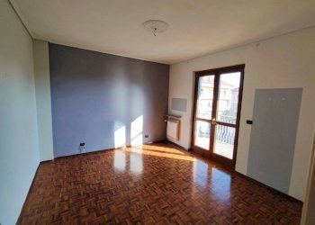 Stanza non arredata - Quadrilocale via Marmora, frazione Cerialdo, Cuneo - foto 12