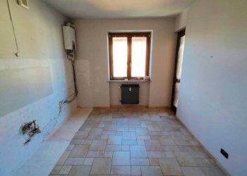 Cucina - Quadrilocale via Marmora, frazione Cerialdo, Cuneo - foto 23