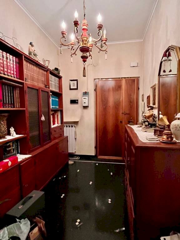 Stanza arredata - Two-room apartment via Giovanni Ambrogio Molfino, 10, Genova (neighborhood Sestri Ponente) - photo 2