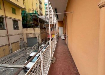 Balcone - Bilocale via Giovanni Ambrogio Molfino, 10, Genova (zona Sestri Ponente) - foto 8