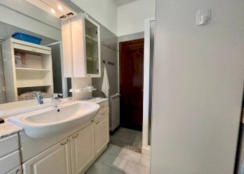 Bagno - Bilocale via Giovanni Ambrogio Molfino, 10, Genova (zona Sestri Ponente) - foto 15