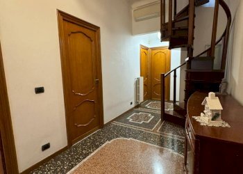 Apartment via Santorre di Santarosa, Savona - photo 2