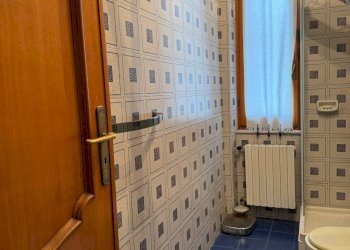 Apartment via Santorre di Santarosa, Savona - photo 4