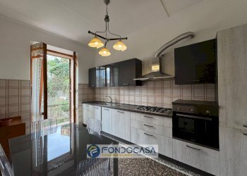 Apartment via Santorre di Santarosa, Savona - photo 11