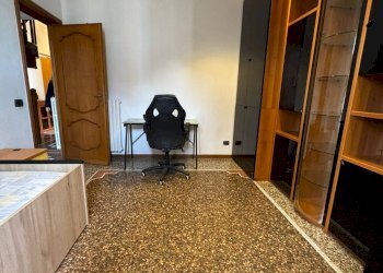 Apartment via Santorre di Santarosa, Savona - photo 16