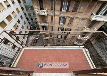 Apartment via Santorre di Santarosa, Savona - photo 19